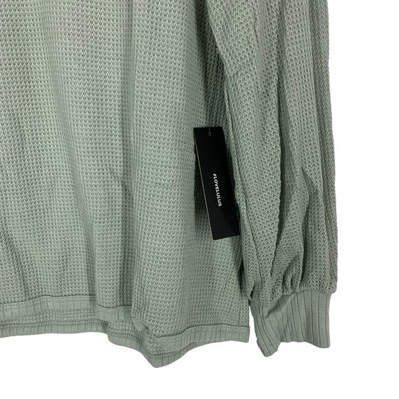 Lulus Waffle Knit Top V-Neck Sage Green Small NEW - Picture 4 of 6